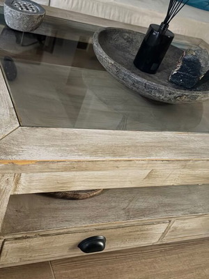 Solid wood coffee table with security glass and 4 large drawers