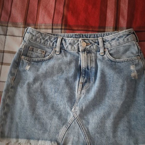 Denim skirt medium with perfect fit, flawless
