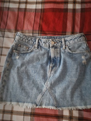 Denim skirt medium with perfect fit, flawless