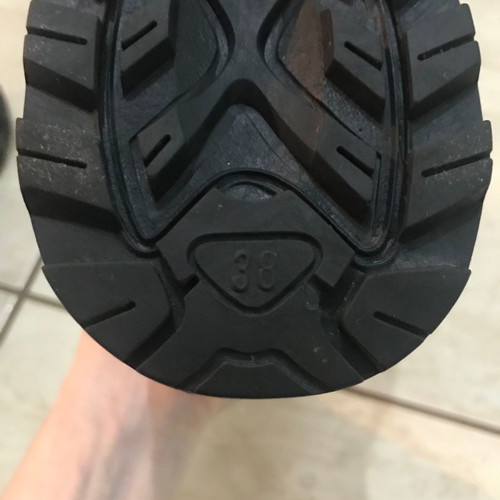 Dark Seer outdoor hiking boots new, size 38