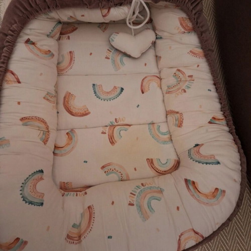 Baby nest like new with wedge inserts for incline