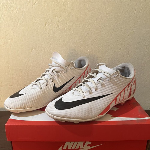 Nike Mercurial football boots size 43, white black red