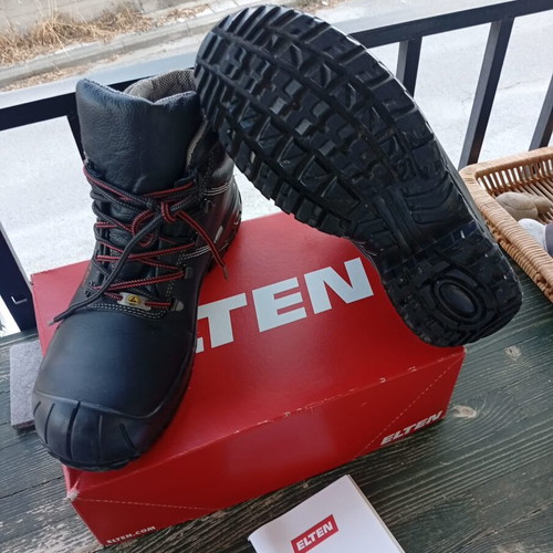Elten professional work boots like new