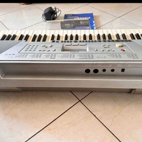 Yamaha Portatone PSR450 used, almost unused
