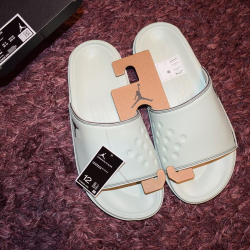 Jordan Play Slide Men's Slippers new, mint color, size 46