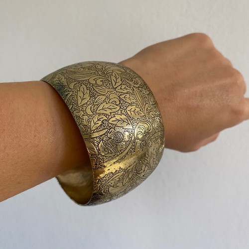 Wooden and carved gold bracelets set of 3 pieces