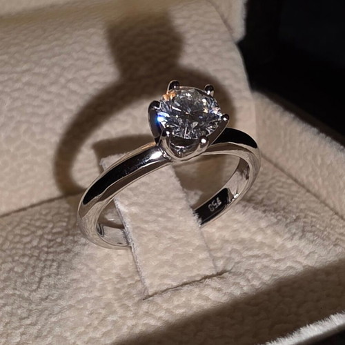 Solitaire ring white gold K18 new with 0.60cts diamond