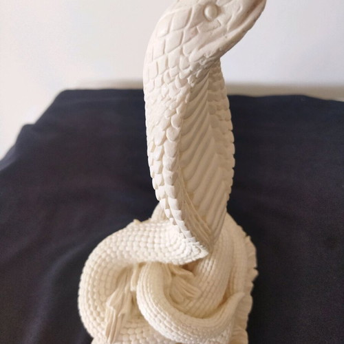 Alabaster snake figurine like new