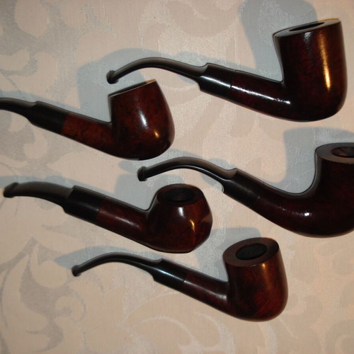 Collection of 5 tobacco pipes like new