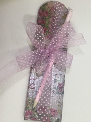 Wooden bookmark and pencil set new