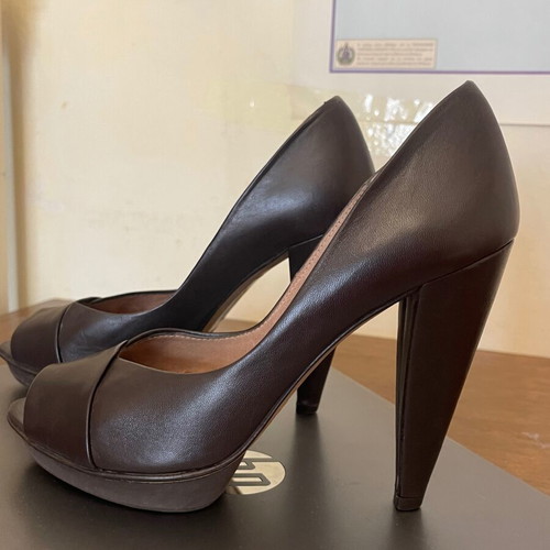 Branded Leather Pumps Used Size 37.5 With Stable 11 cm Heel