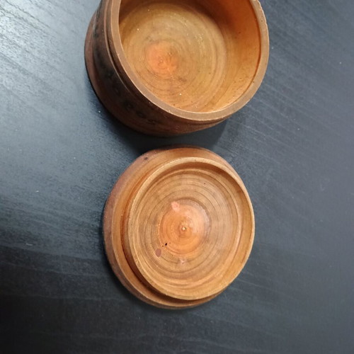 Vintage round wooden box with floral design