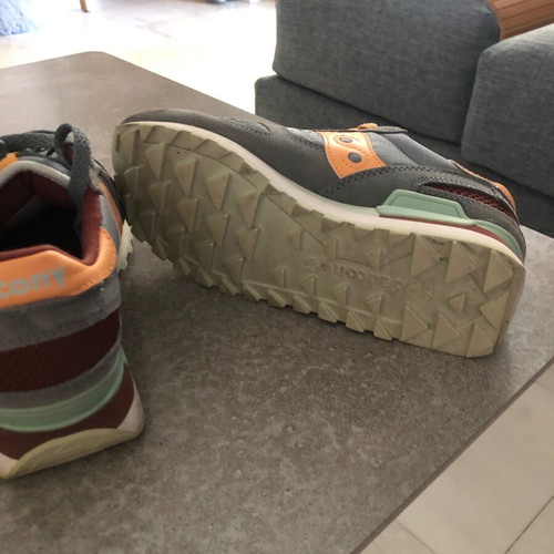 Saucony trainers size 38 like new, grey and orange