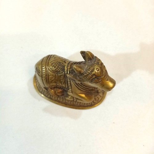Handmade brass Nandi decoration like new