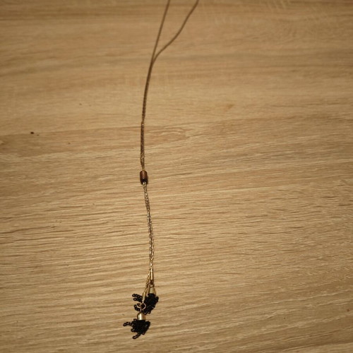 Long necklace gold-colored