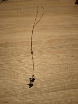 Long necklace gold-colored