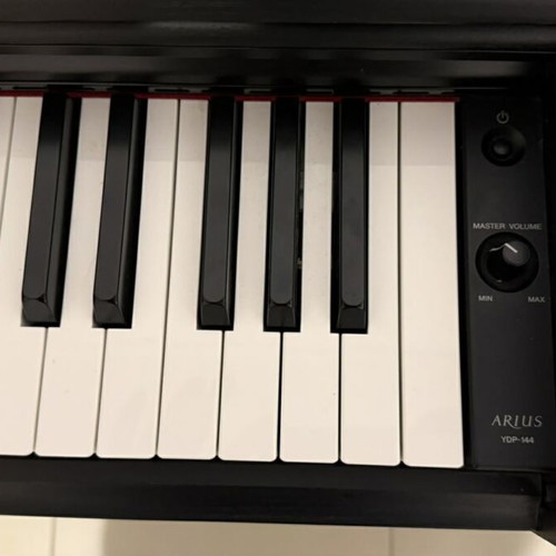 Yamaha Arius 144 digital piano like new, slightly played