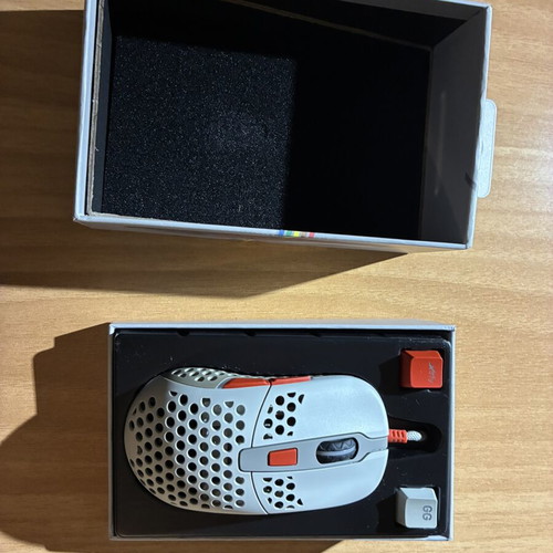 XTRFY M42 RGB Retro Gaming Wired Mouse new