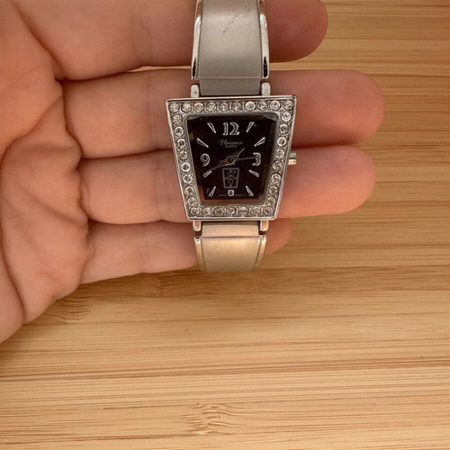 Florence Quartz women's watch used with trapezoid case and rhinestones