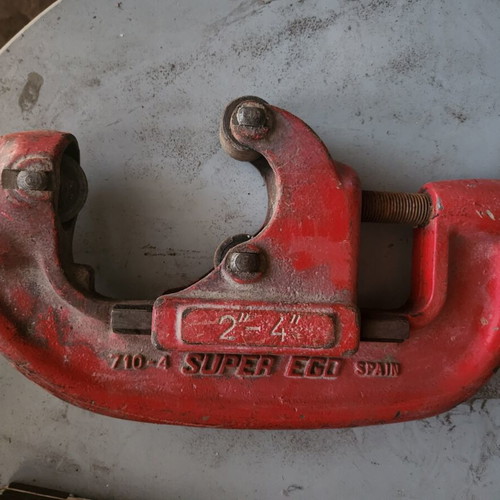 Super Ego pipe cutter heavy-duty used, 2 to 4 inches