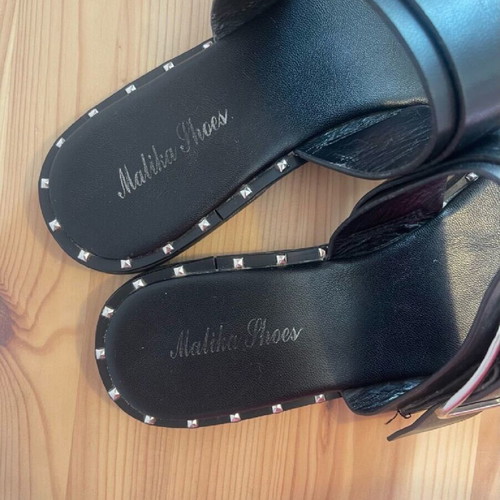 Malika shoes sandals size 39 like new, black