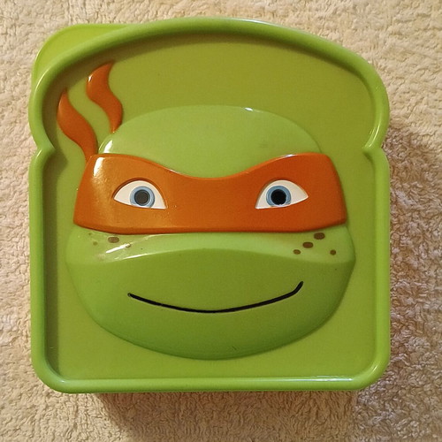 Ninja Turtle Kids' Sandwich Box Like New
