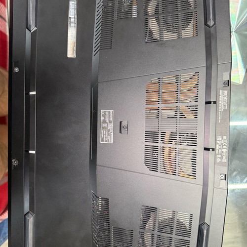 MSI GP76 Leopard like new with Intel Core i7, 16GB RAM, 1.5TB SSD, 17.3 inch