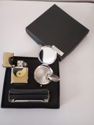 New lighter set, roll for hand-rolled cigarettes and individual ashtray