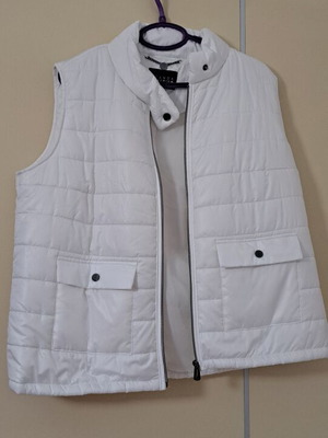Sleeveless women's jacket white size 46 new C&A