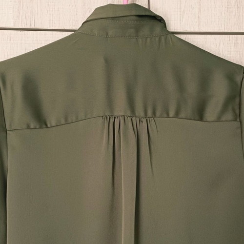 Women's satin shirt khaki like new Vila