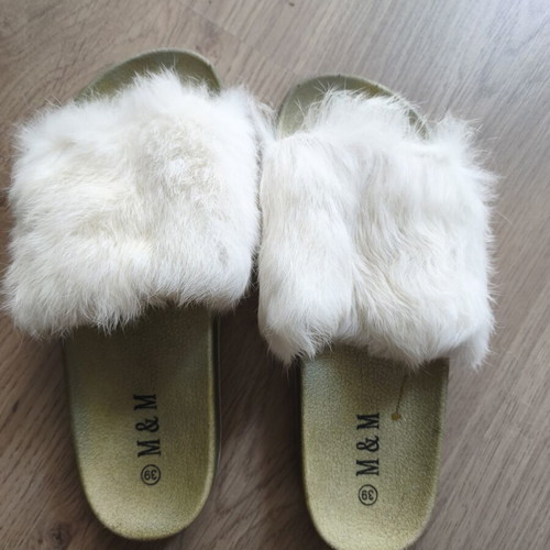 Slippers with real white fur used, plastic, size 40