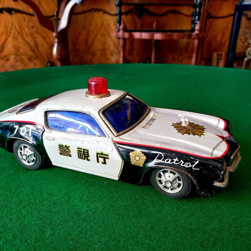 Tin toy from Japan used, functional