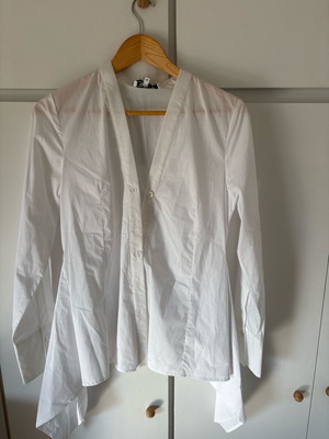 Glow white asymmetric shirt size S like new, made in Greece