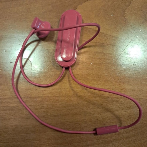 Nokia BH-118 Original Bluetooth headset magenta like new