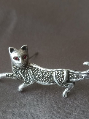 Vintage silver cat brooch handmade, used, 925 silver