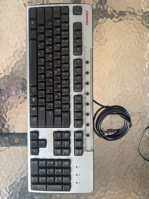 Compaq KB-0133 keyboard used with PS2 connection