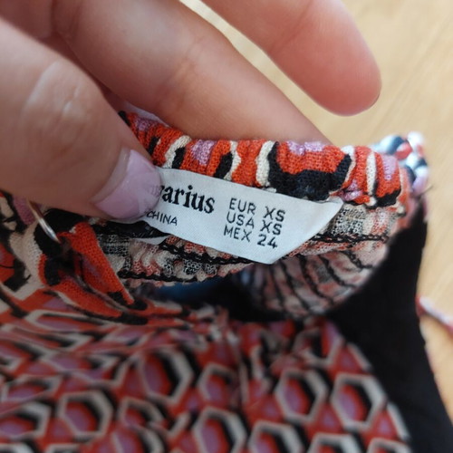 Stradivarius crop top like new, multicolor, size XS