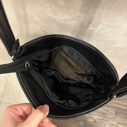 Women's shoulder bag like new, black, eco leather