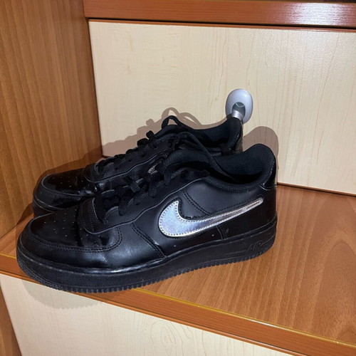 Nike Air Force women's black athletic shoes like new