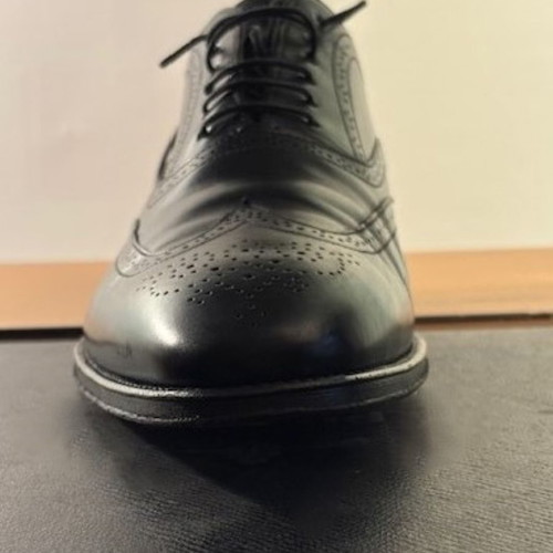 Santoni Fatto a Mano Black Leather Oxford Brogues like new EU 42.5
