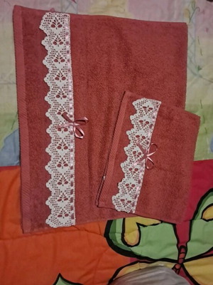 Handmade towel set with lace and ribbon new