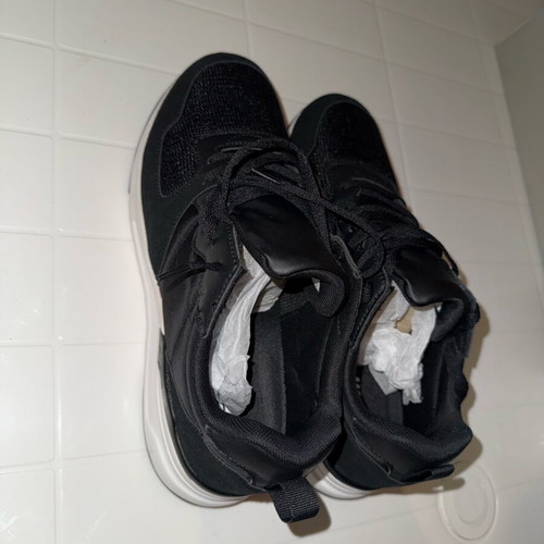 Men's Sneakers TEMI Black Size 44 like new