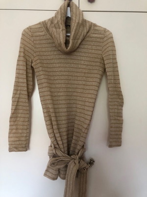 Women's sweater like new, beige with golden thread