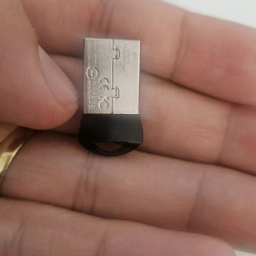 USB flash driver 32 GB like new, original