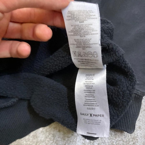 Daily Paper sweater size S, black streetwear