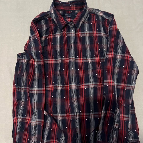 Tommy Hilfiger shirt size M, blue and red, like new