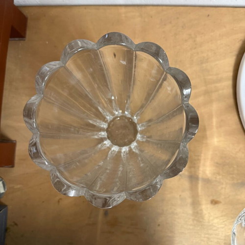 Heavy crystal vase like new, 2.8kg, elegant design