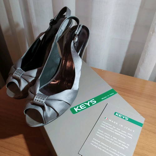 Keys evening sandals grey satin like new, 12cm heel with platform