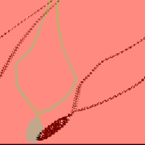 Χρυσό Κολιέ με Ανάγλυφο Μενταγιόν