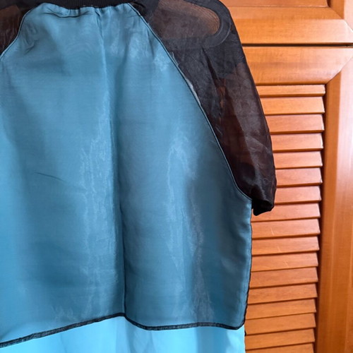 Italian evening dress like new, turquoise, organza sleeves, embroidery
